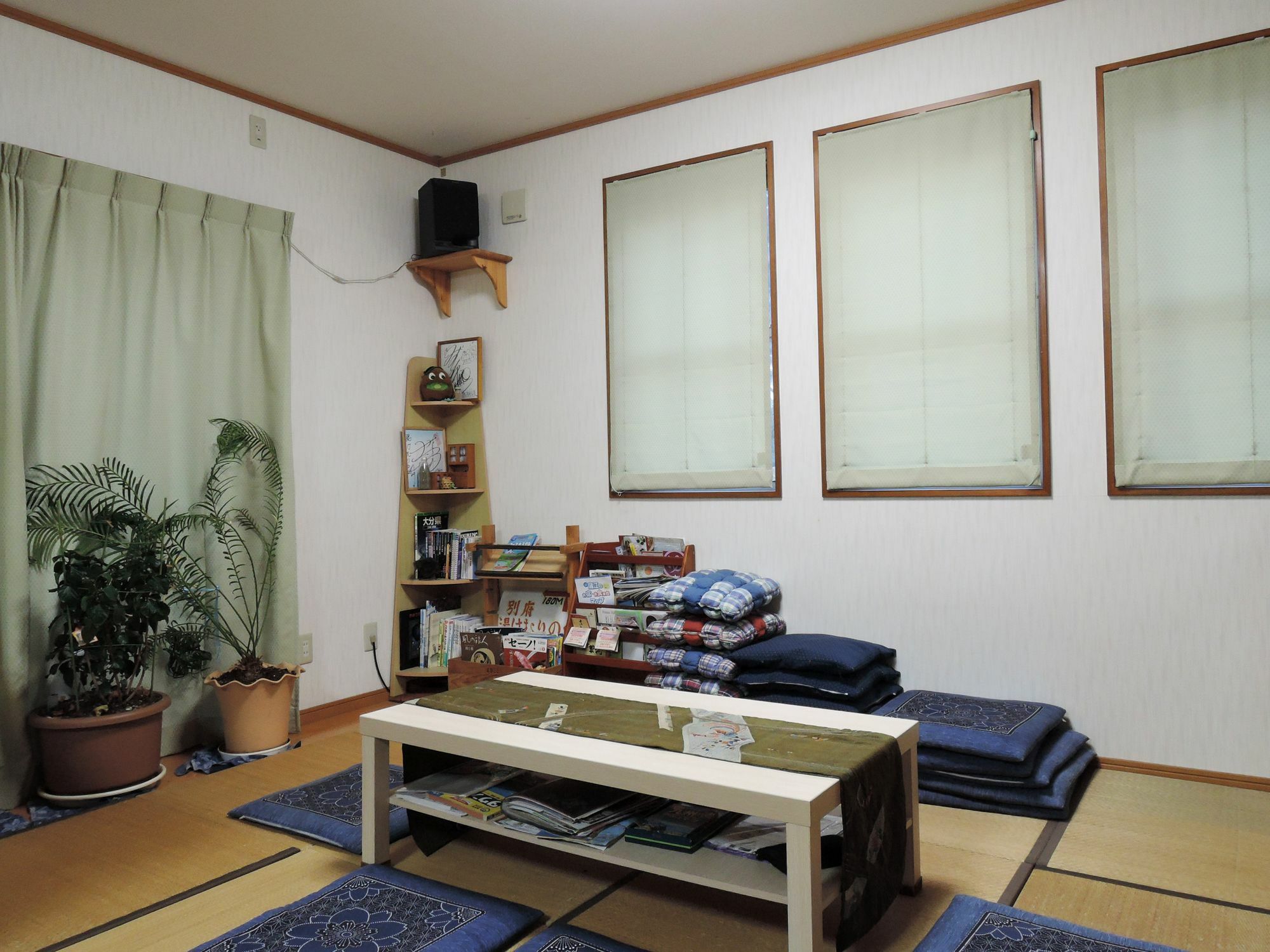 Beppu Yukemuri-No-Oka Youth Hostel Экстерьер фото